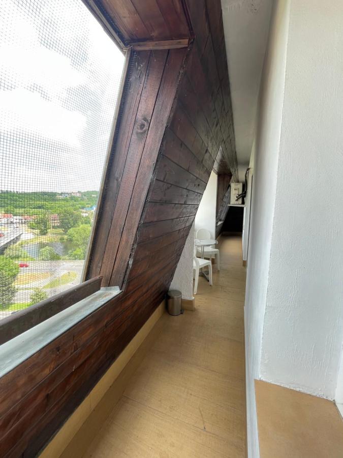 Lovely 3 Bedrooms Apartament Oradea Εξωτερικό φωτογραφία